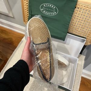 New in box Stubbs & Wootton Straw Woven Sneakers, Size 7